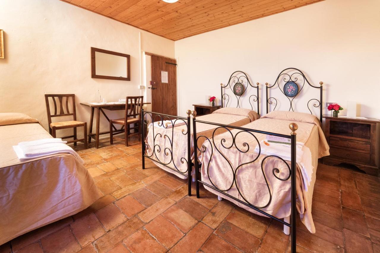 Agriturismo Girolomoni - Locanda Isola del Piano Dış mekan fotoğraf