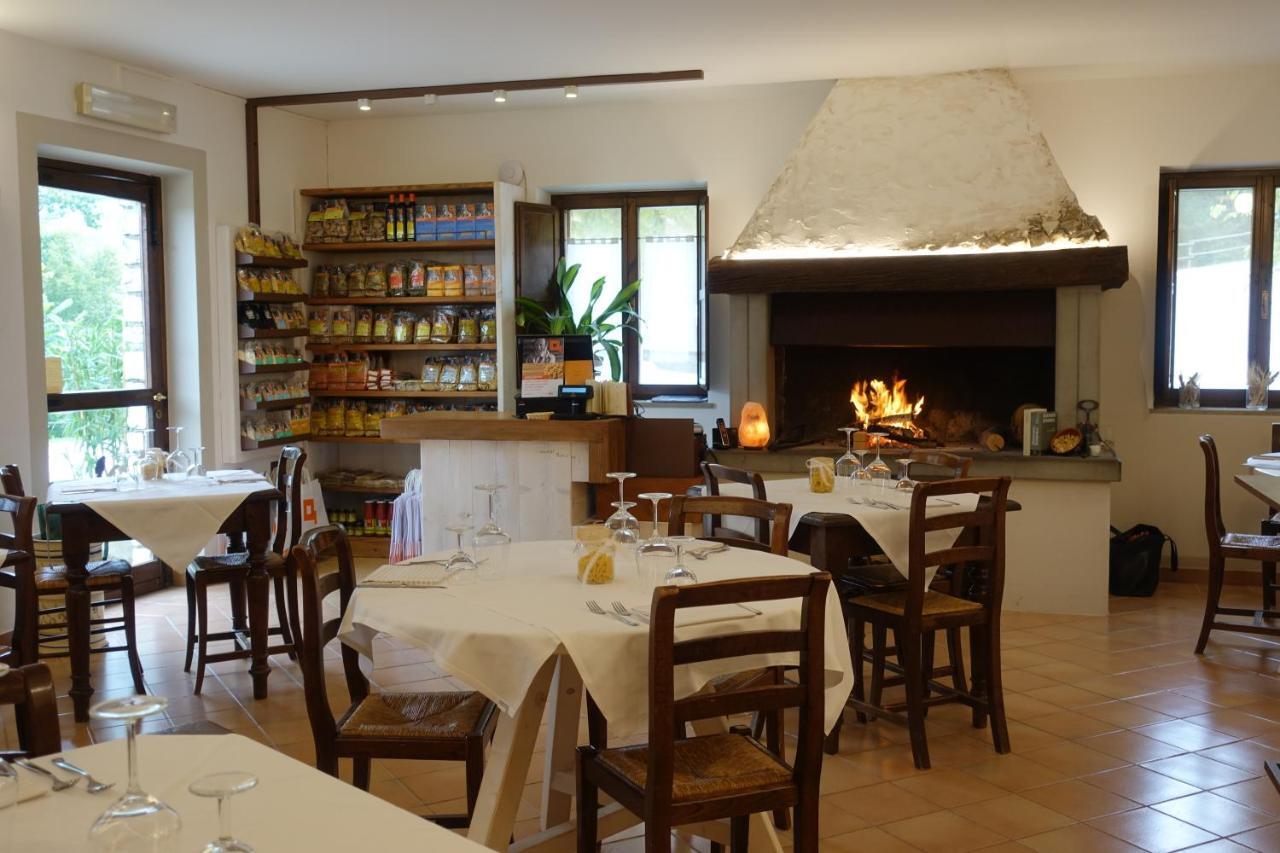 Agriturismo Girolomoni - Locanda Isola del Piano Dış mekan fotoğraf